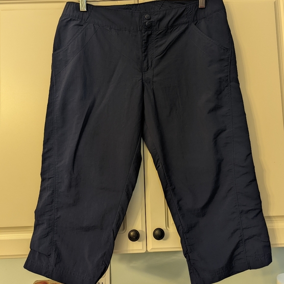 Navy medium Columbia PFG mid length pants - Picture 6 of 7